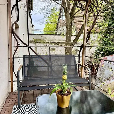 Apartment Ferro Historisch Und Modern Mit Balkon